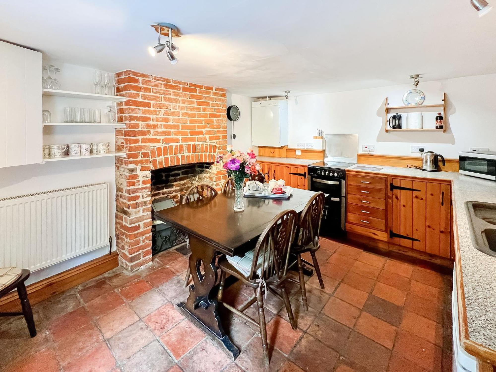 Blacksmiths Cottages Stiffkey Екстериор снимка